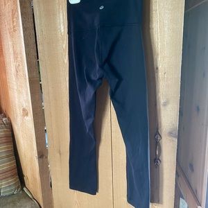 Lulu black leggings size 2